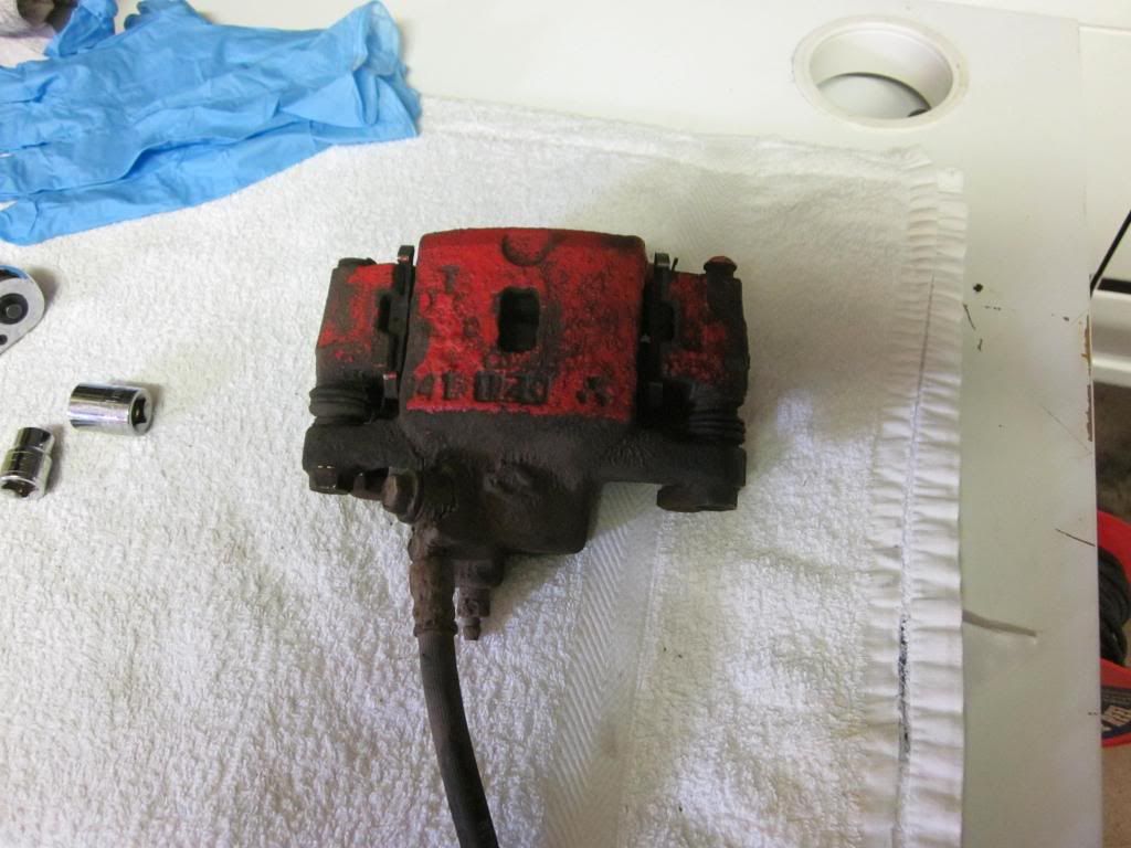 How to rebuild S13 rear calipers